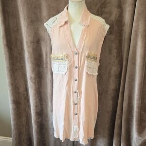 POL Peach Crochet Lace Back Sleeveless Button Down Top Gold Embroidery Small NEW
